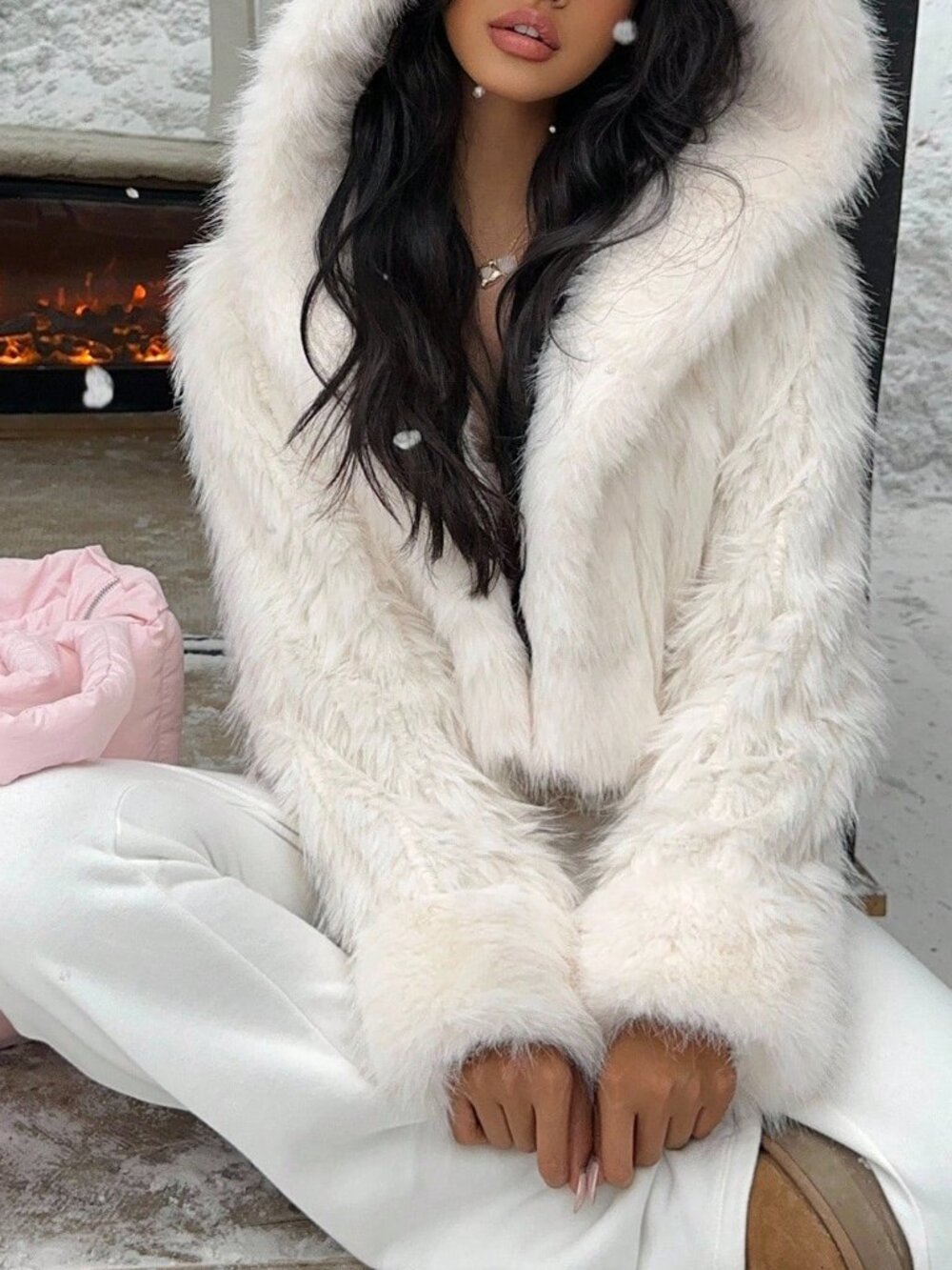 White Casual Women's Faux Fur Short Hooded Coat
